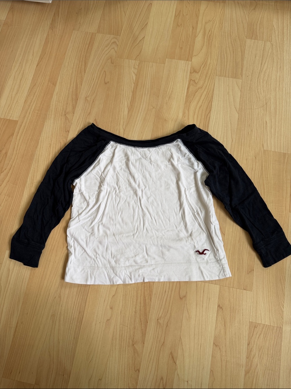 Vintage Hollister Cropped Baseball Tee - white & navy